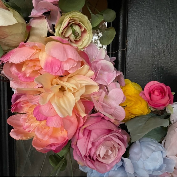 Spring Floral Roses Peony Hydrangeas Mums Door Handcrafted Grapevine Wreath - Picture 7 of 7